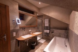 Chalet Alpin - Badezimmer in den Ferienwohnungen in Heiligenblut Kärnten